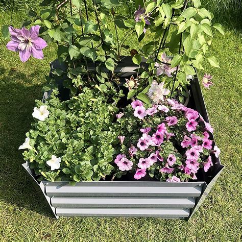 Tiana Metal Outdoor Planter 